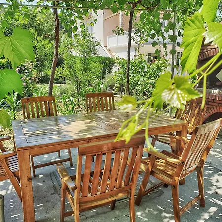 In Mit Privatem Balkon Lejlighed *
